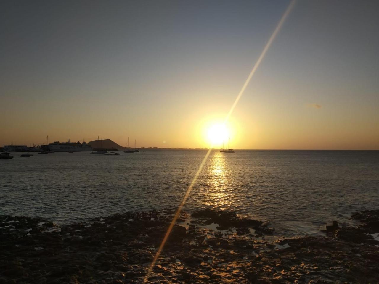 Sol Y Mar Apartment Corralejo Bagian luar foto